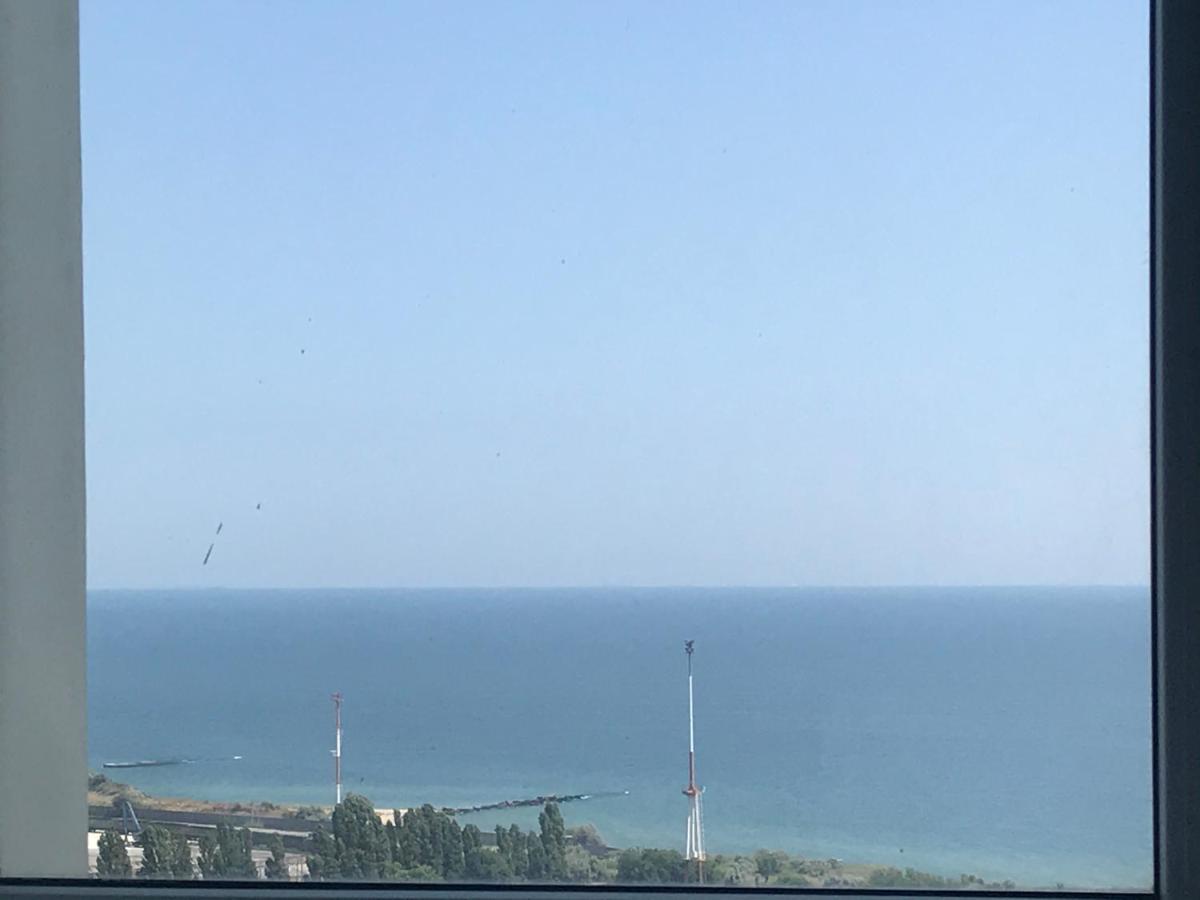 Flat with the sea view Daire Çornomorsk Dış mekan fotoğraf